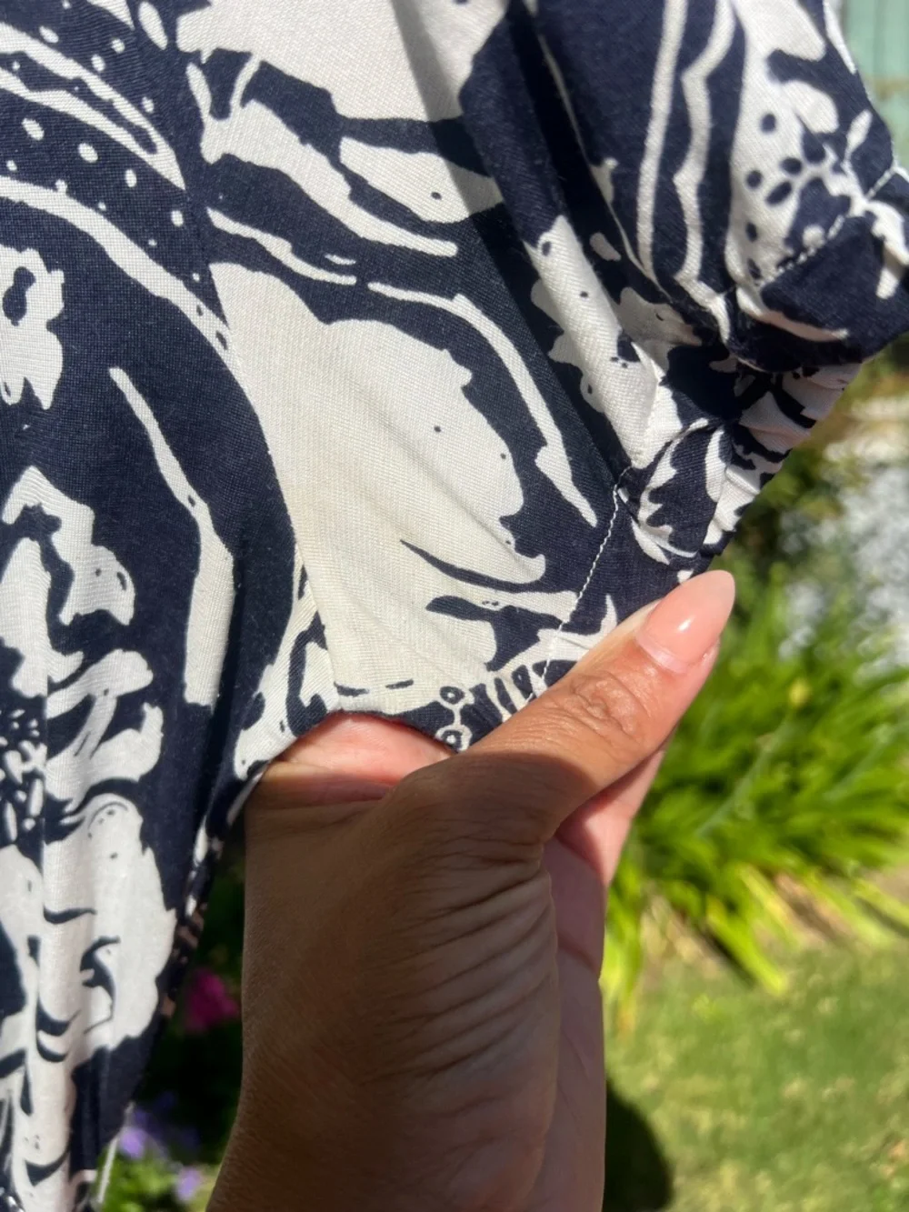 Vintage Banana Republic Navy and White Mini Dress - Picture 4 of 7